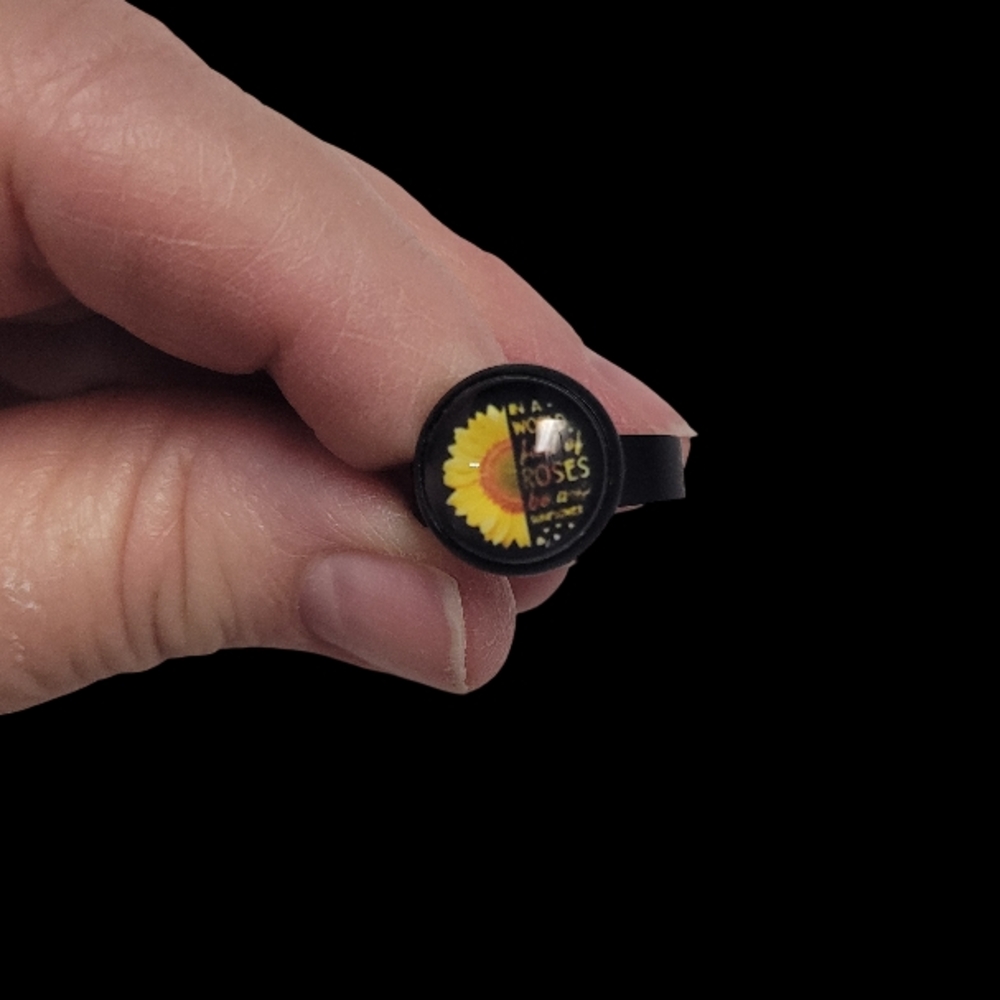Stylish Black Sunflower Ring Handmade NWT